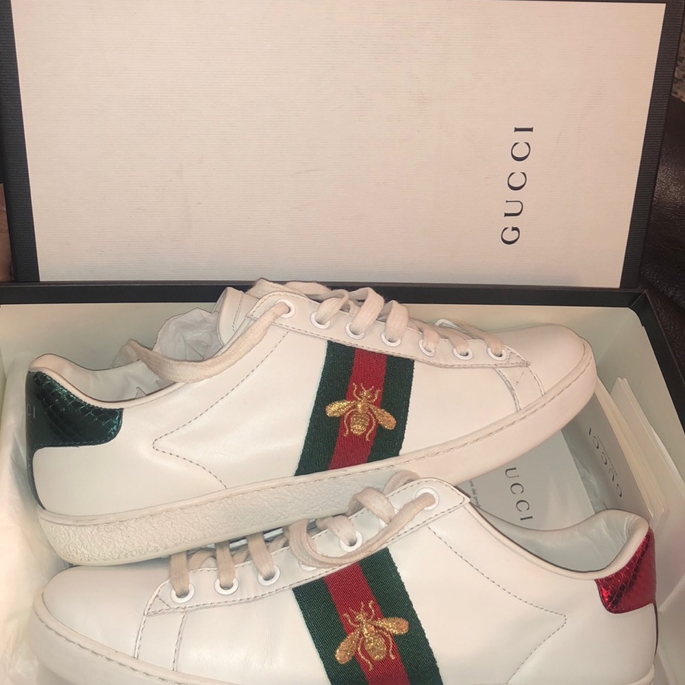 COPY - Women's Ace sneaker with bee
